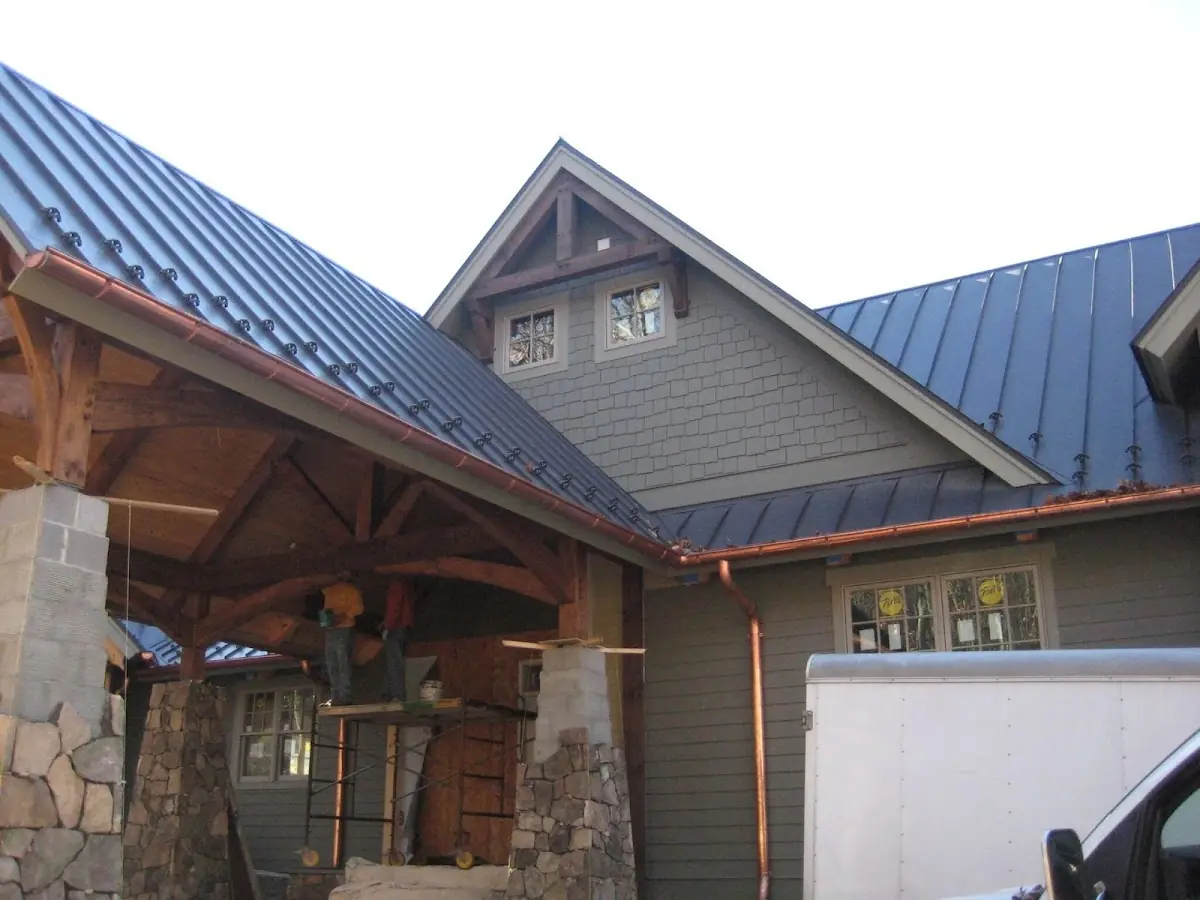 Craftsman Roofing team delivering quality roofing work in Edgewood Heights